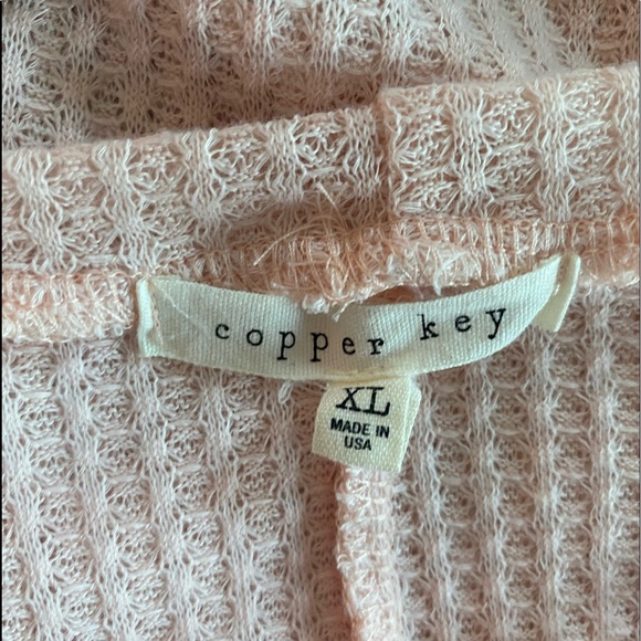 Copper Key, light pink long sleeve too, size XL - Picture 6 of 6